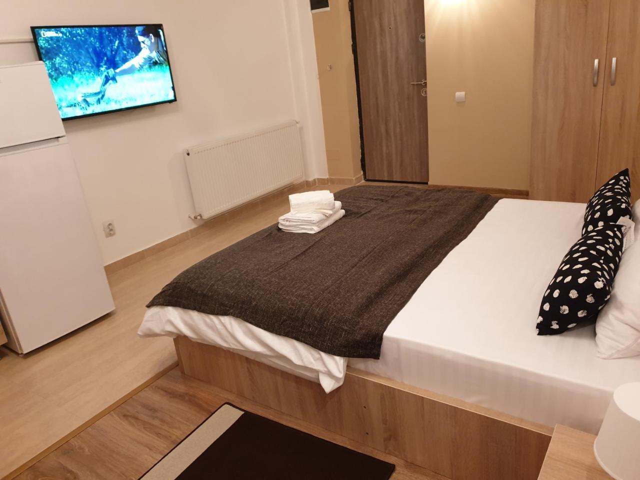Alla Fundeni Apartment *