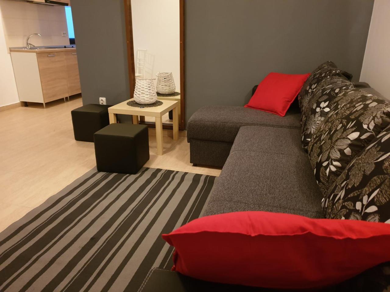 Alla Fundeni Apartment *